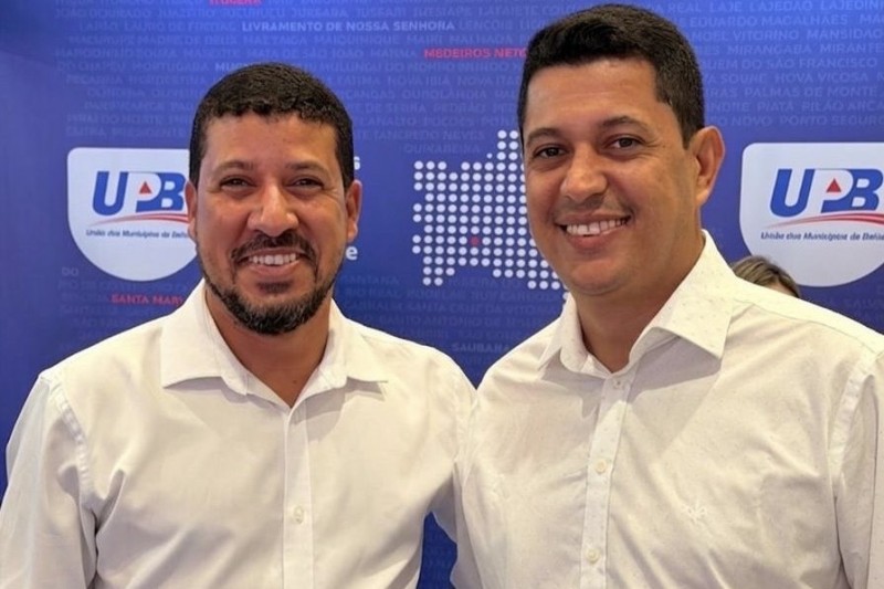 Foto: Divulgação - A convite do governador Jerônimo, Ricardo Flauzino e Gandhi cumprem agenda em Salvador