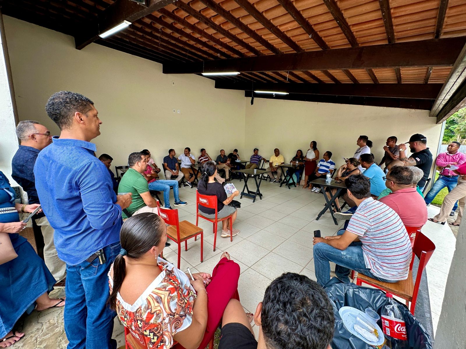 Deputado Samuel Júnior fortalece apoio à candidatura do Republicanos em encontro com vereadores em Itabela. (Foto: Divulgação)