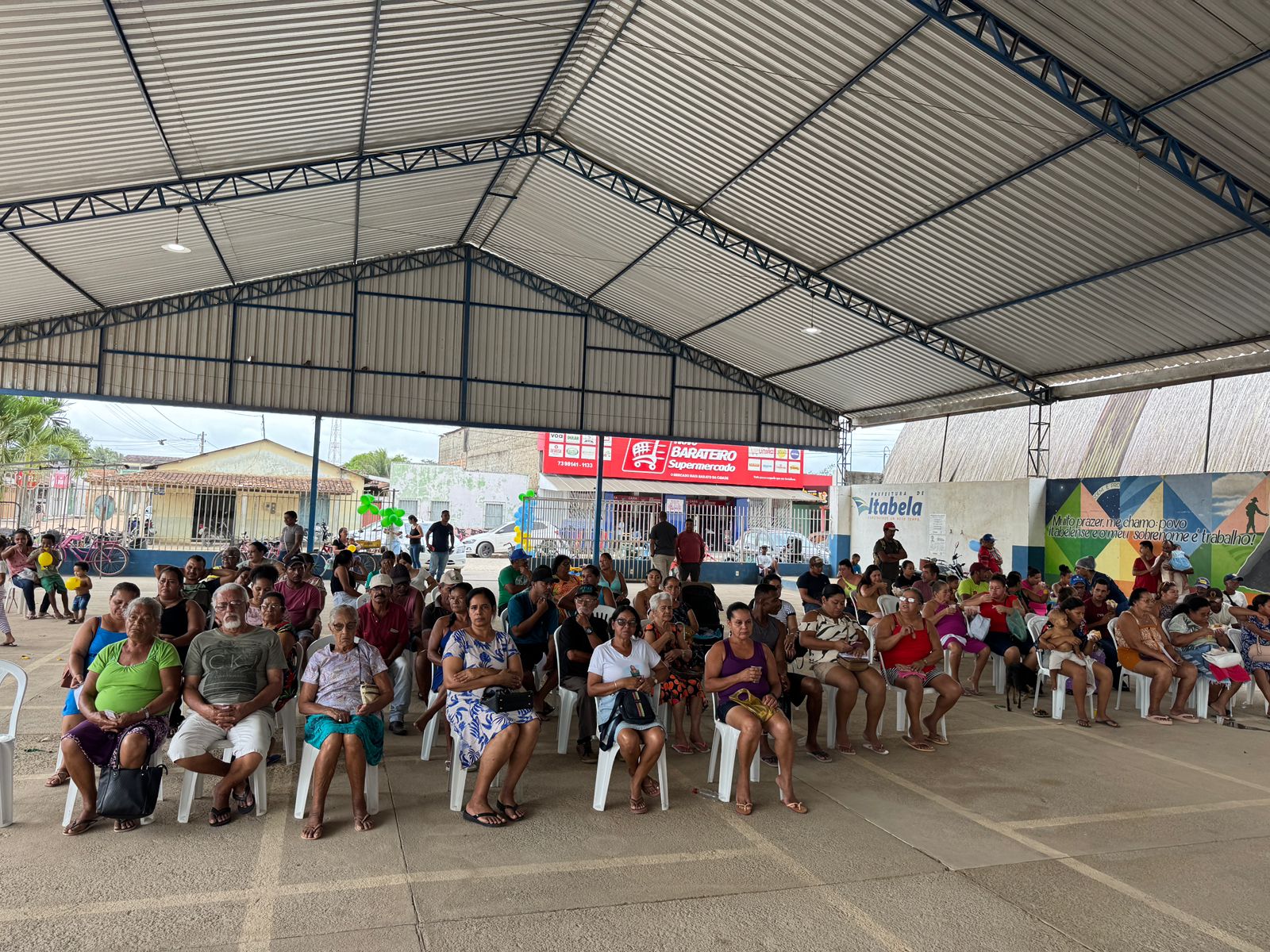 Mutirão de atendimentos reúne centenas de usuários para atualização do CadÚnico e Bolsa Família em Itabela Mutirão de atendimentos reúne centenas de usuários para atualização do CadÚnico e Bolsa Família em Itabela