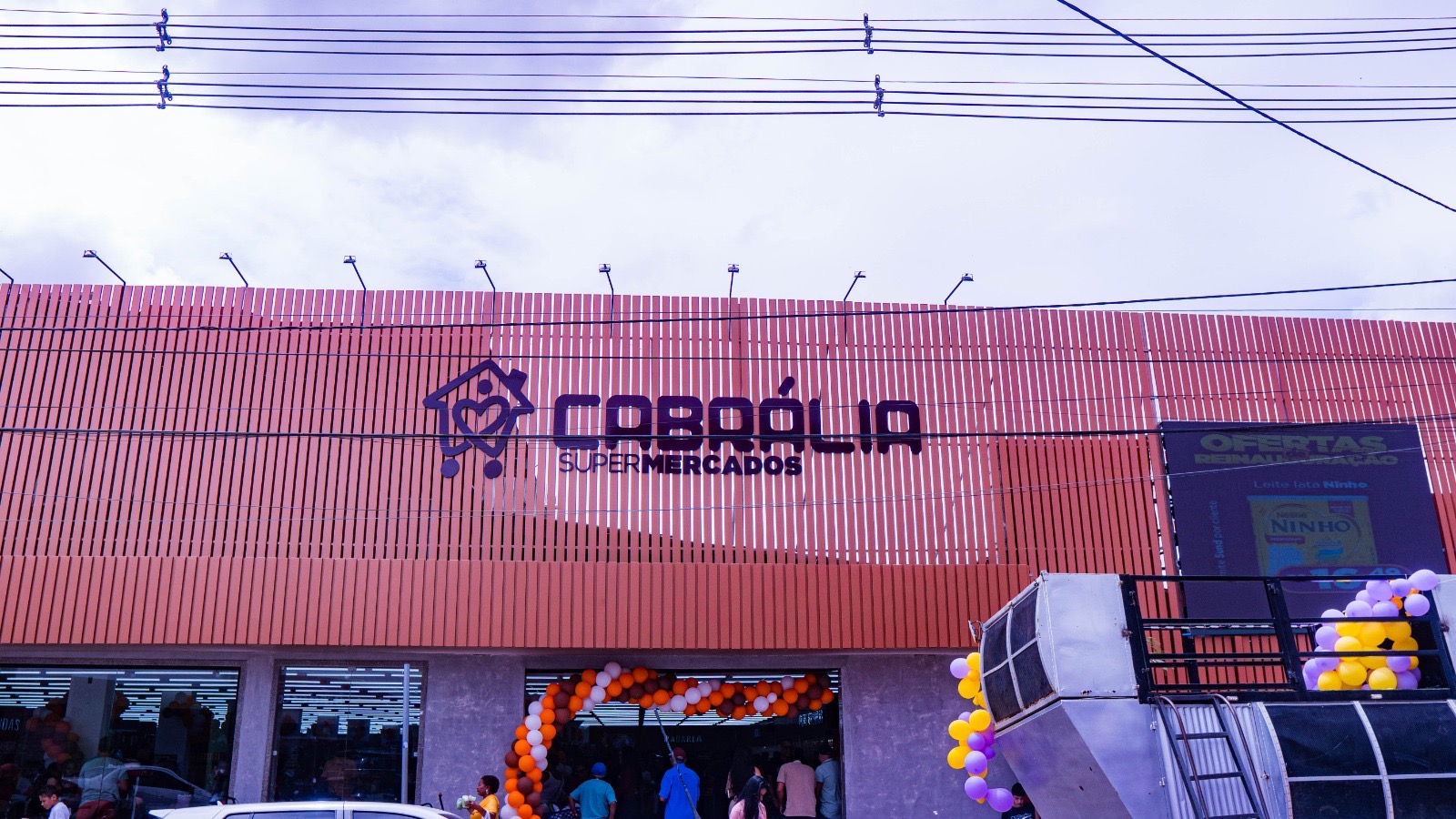 Conhea a engenheira civil e designer de interiores Paola Dias, responsvel pela reestruturao do novo Supermercado Cabrlia em Itabela