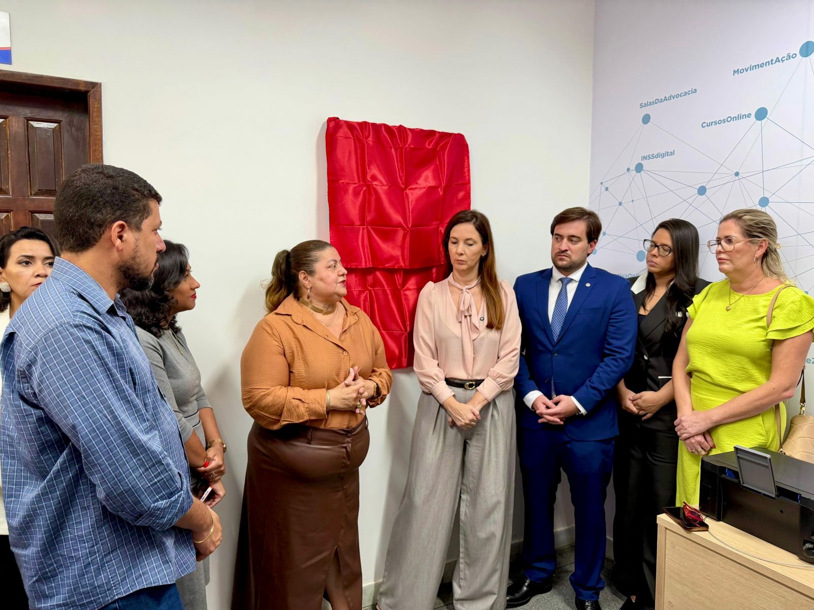 Prefeito Ricardo Flauzino participa da reinaugura��o da Sala da OAB em Itabela