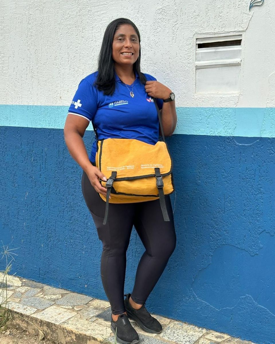 Prefeitura de Itabela entrega novos uniformes para Agentes de Sa�de e Endemias