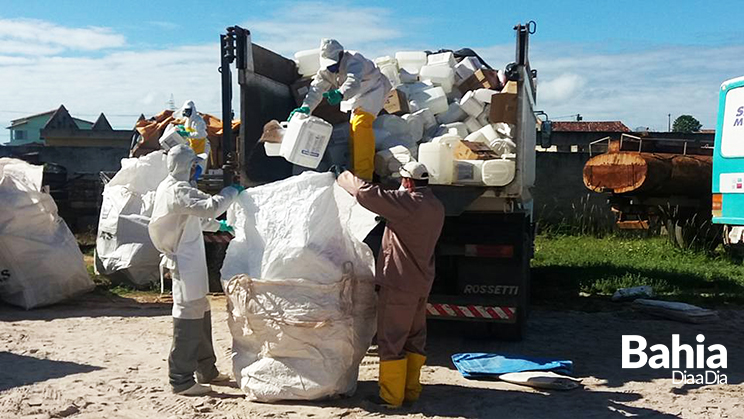 Em Itabela, a previso  que sejam recolham cinco caminhes cheios de embalagens.