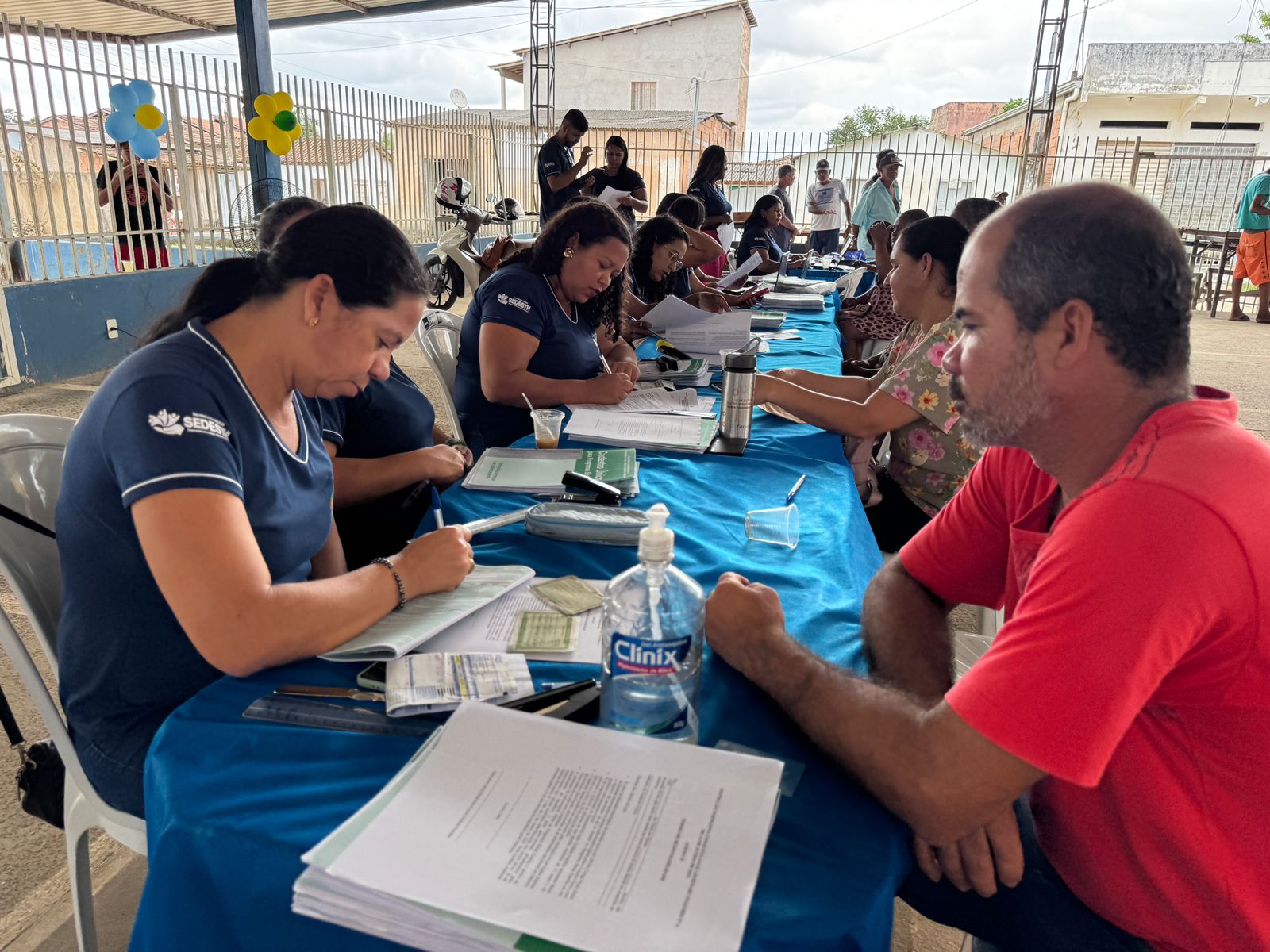Mutirão de atendimentos reúne centenas de usuários para atualização do CadÚnico e Bolsa Família em Itabela Mutirão de atendimentos reúne centenas de usuários para atualização do CadÚnico e Bolsa Família em Itabela