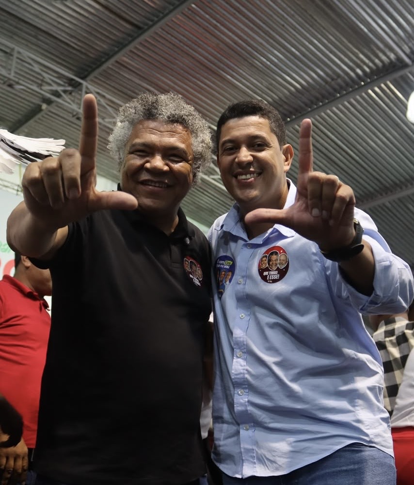 Prefeito Gandhi consolida liderança política em Guaratinga com votação expressiva de seus candidatos Prefeito Gandhi consolida liderança política em Guaratinga com votação expressiva de seus candidatos