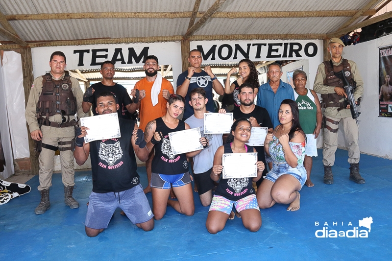 Academia CT Monteiro promove graduao de alunos de Muay Thai. (Foto: Joziel News/BAHIA DIA A DIA)