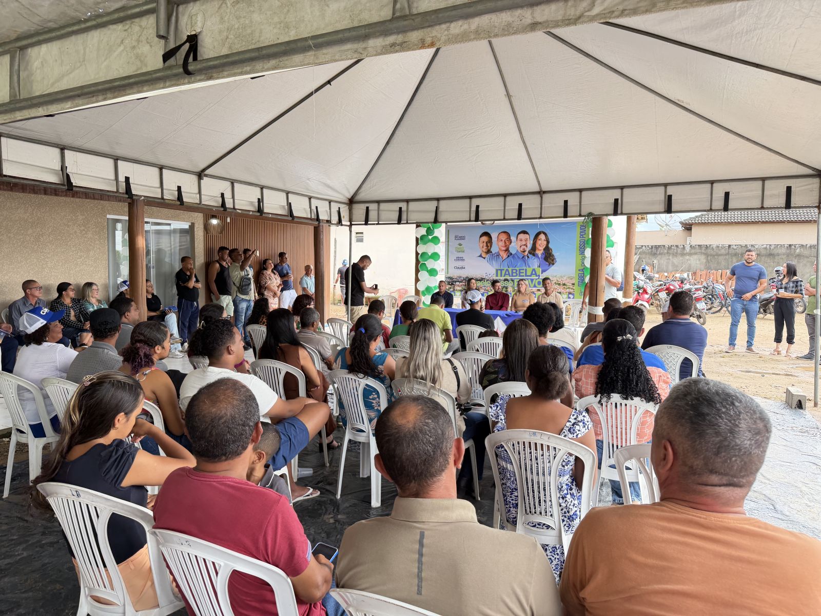 Vereador Ismael do Tempero promove encontro pol�tico e fortalece apoio � deputada Cl�udia Oliveira em Itabela. (Foto: Divulga��o)