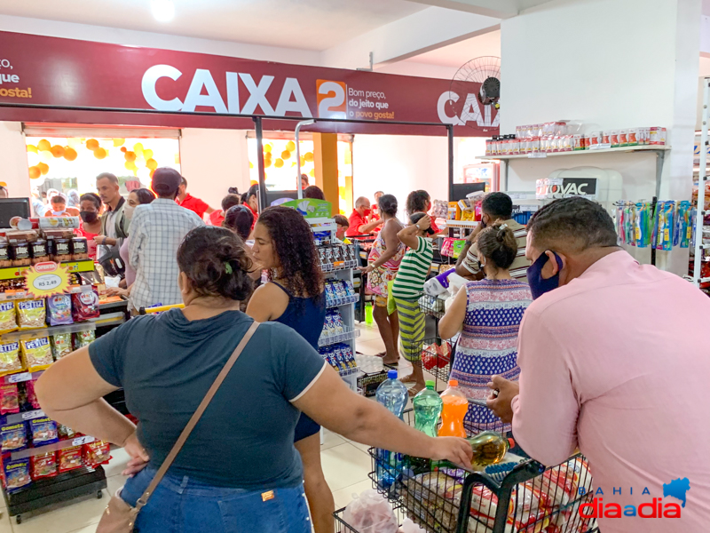 Master inaugura Supermercado no bairro Bandeirantes em clima de festa. (Foto: Alex Gonçalves/BAHIA DIA A DIA)