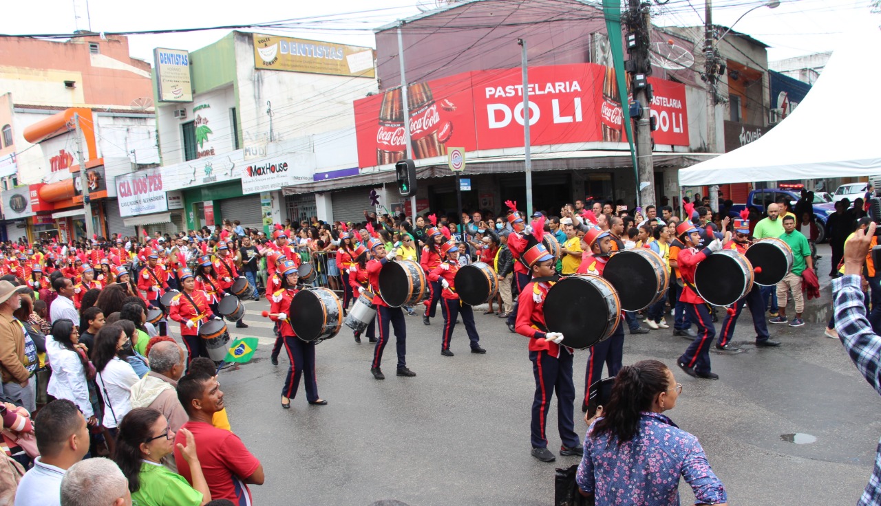 Eunpolis comemora bicentenrio da Independncia com maior desfile cvico da histria