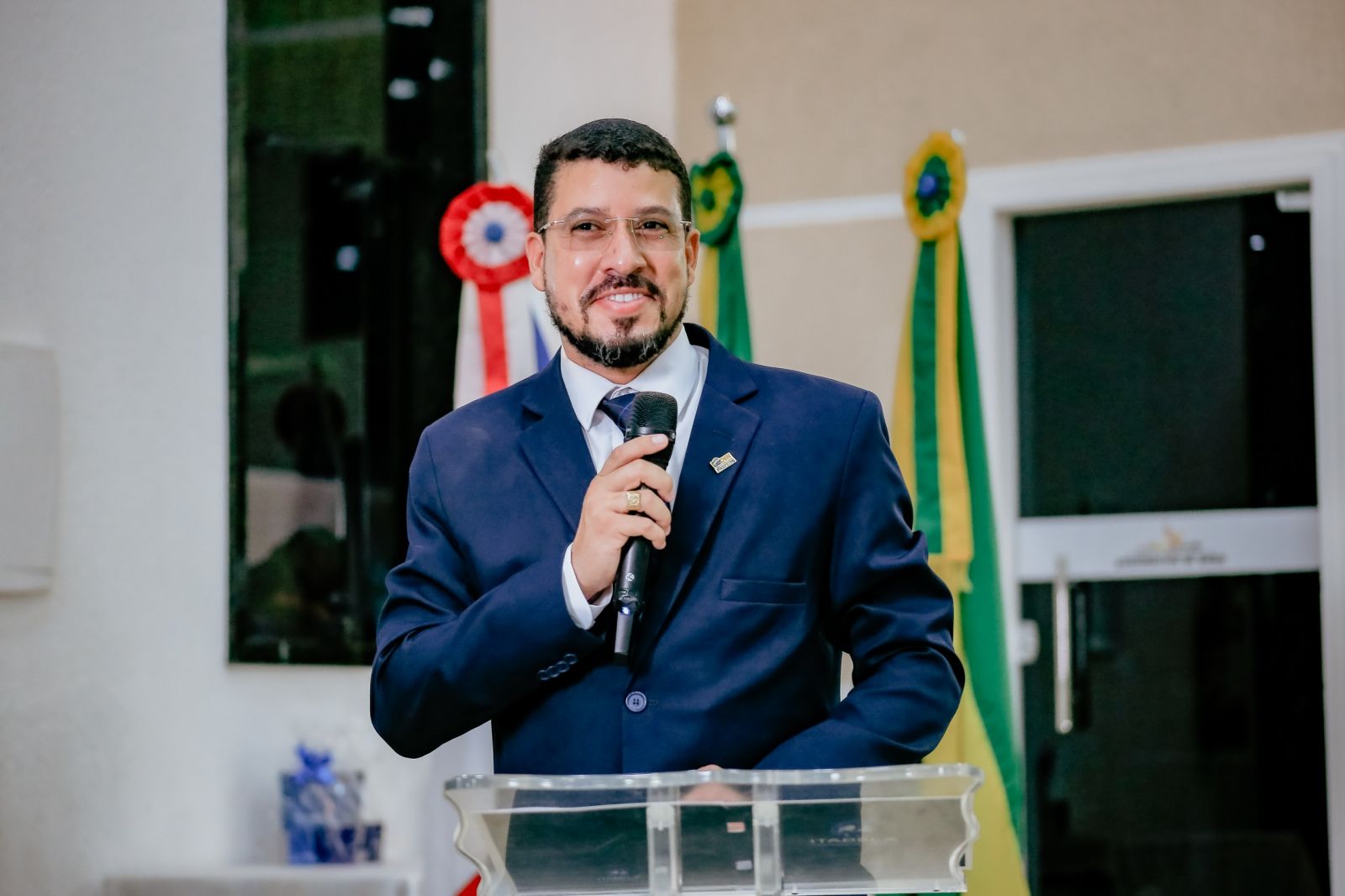 Ricardo Flauzino  empossado prefeito de Itabela e reafirma compromisso com a transformao da cidade. (Foto: Wesley Lima)