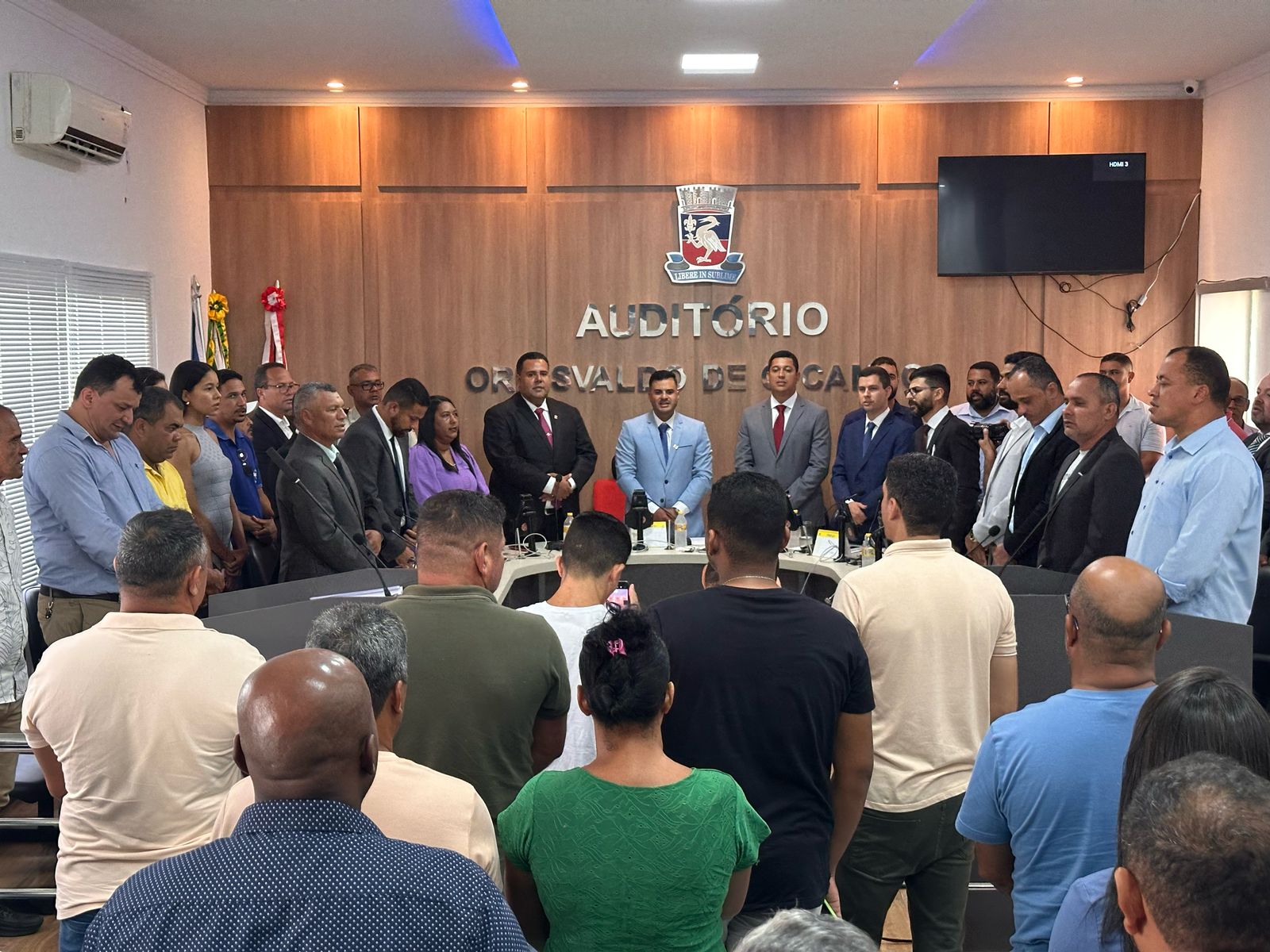 Cmara Municipal de Guaratinga inicia ano legislativo de 2025 com sesso solene. (Foto: Divulgao)