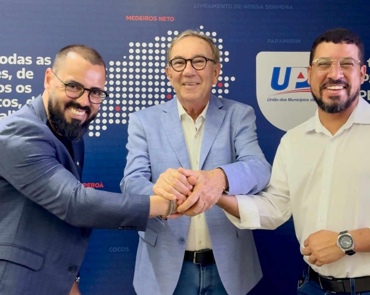 Prefeito Flauzino durante encontro na UPB com Wilson Cardoso, presidente da UPB e prefeito de Andara. (Foto: Divulgao)