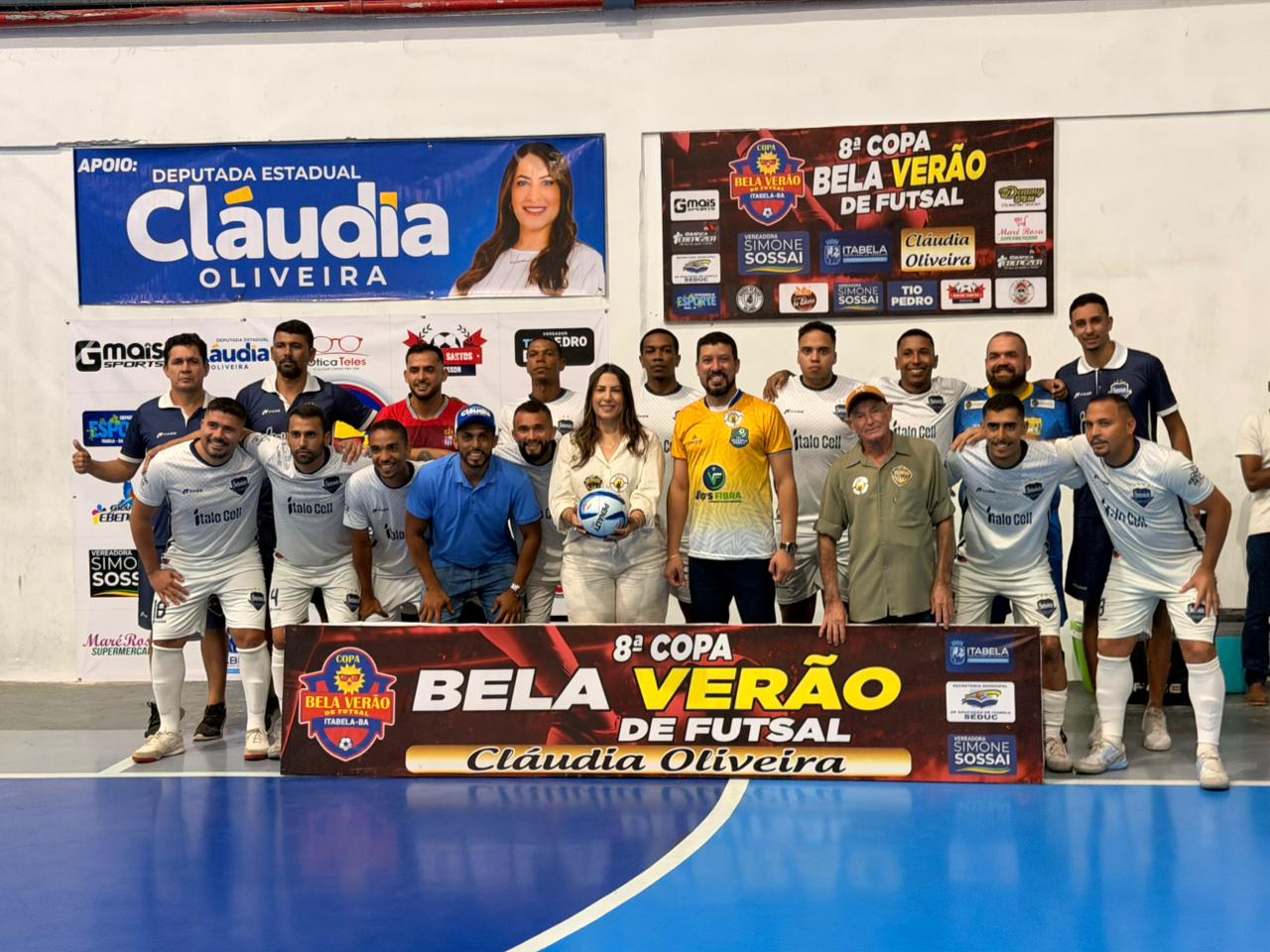 Prefeito Flauzino e deputada Cl�udia Oliveira acompanham final hist�rica da Copa Bela Ver�o de Futsal 2026 em Itabela
