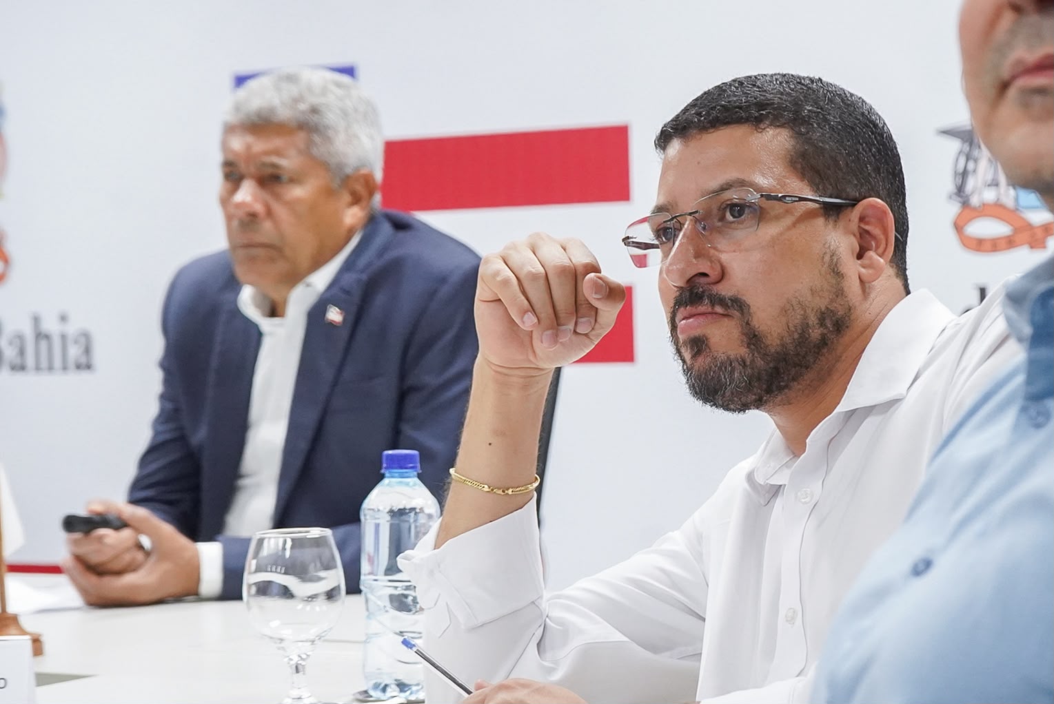 Em Salvador, prefeito Flauzino cumpre agenda com governador Jer�nimo e garante avan�os para Itabela. (Foto: Divulga��o)