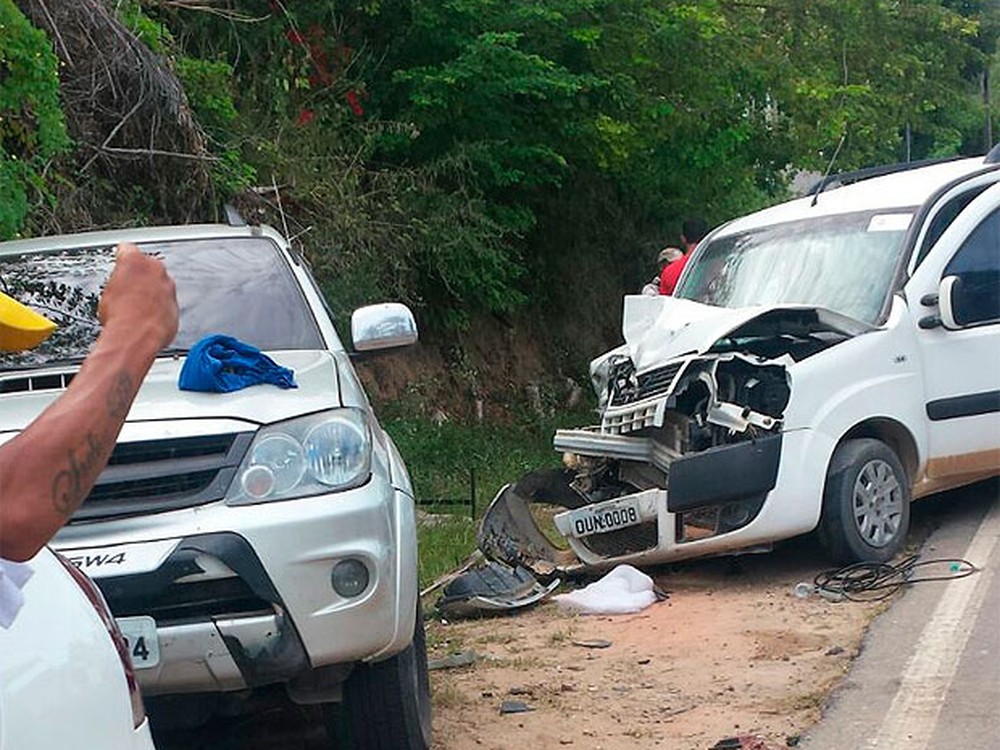 Acidente que mata jovem ocorreu na BA-001 prximo a Arraial dAjuda. (Foto: Aurea Catharina/Arquivo Pessoal)