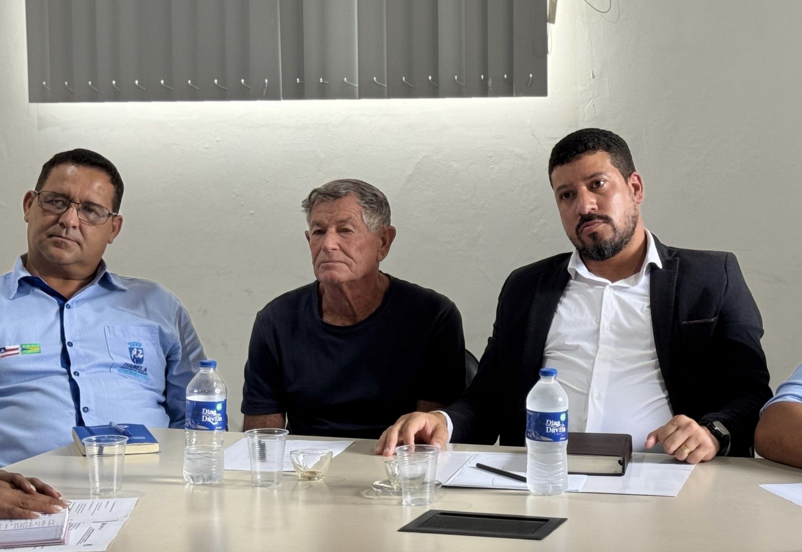 Em 1� reuni�o de 2026, prefeito Ricardo Flauzino cobra empenho do secretariado e anuncia novo ciclo de obras