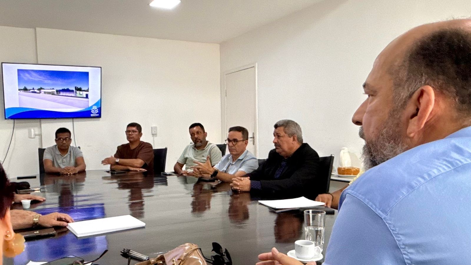 Prefeitura de Eun�polis lan�a enquete no Instagram @prefeunapolis  para definir atra��es para o anivers�rio da cidade