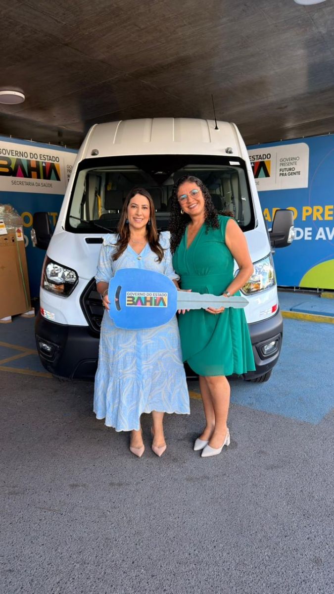 Deputada Cl�udia Oliveira garante nova Van para o TFD em Itapebi e refor�a compromisso com a sa�de