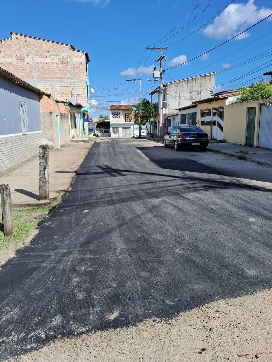 Operao Tapa-Buracos revitaliza ruas do Bairro Moiss Reis em Eunpolis - (Foto: Divulgao)